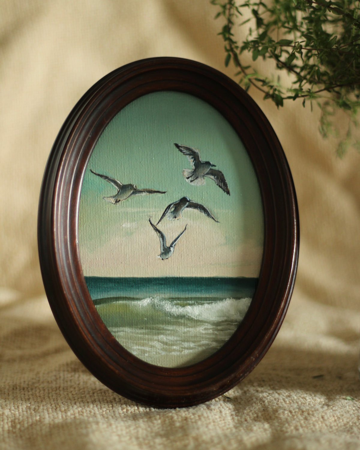 1989 – Waves & Seagulls | Oval Wooden Frame · 17 × 13 cm · Original