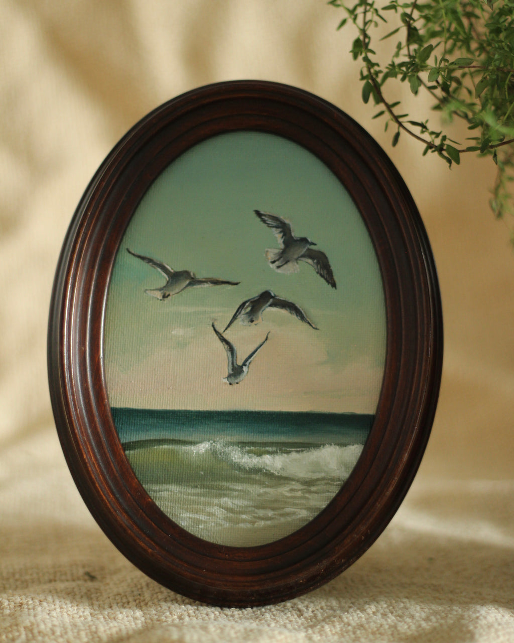1989 – Waves & Seagulls | Oval Wooden Frame · 17 × 13 cm · Original