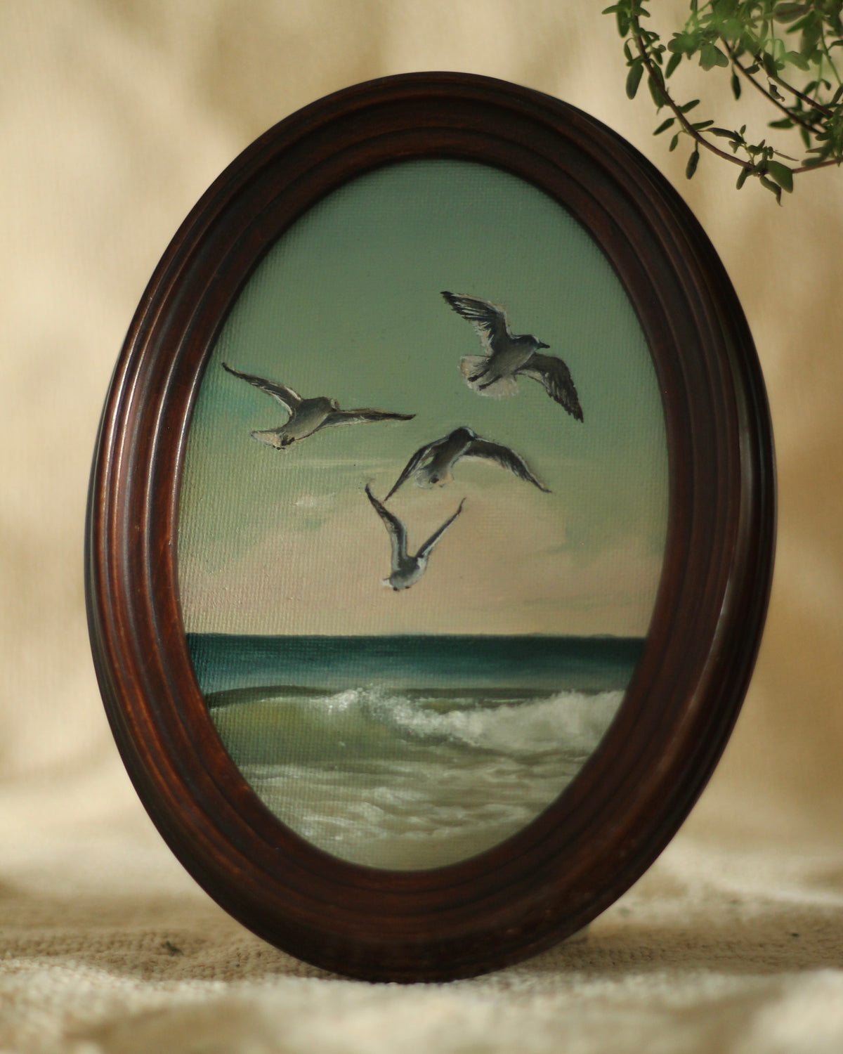 1989 – Waves & Seagulls | Oval Wooden Frame · 17 × 13 cm · Original