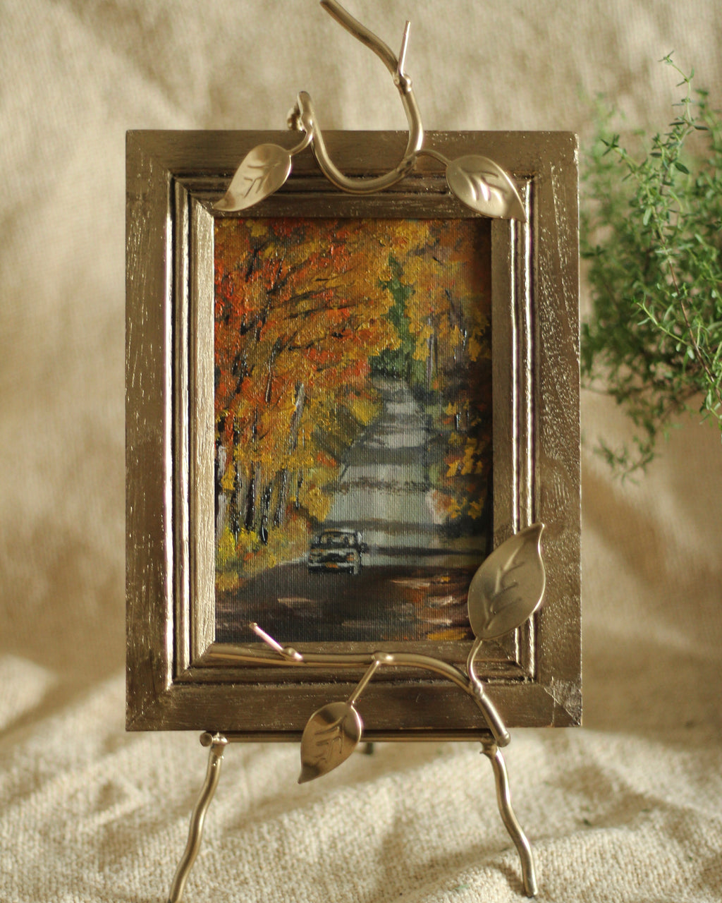All Too Well Scene | Wooden Frame with Gold Stand · 21 × 16 cm · Original
